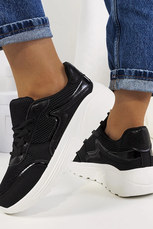 Schwarze Damen Sportschuhe, „Basemat" Schwarze Damen Sportschuhe, „Basemat"