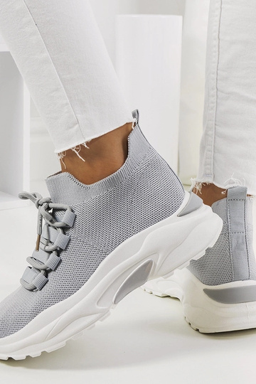 Graue Sneakers für Damen von Barraza 2