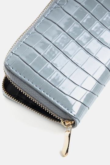 Spangler-Geldbörse aus Lackleder, Blau