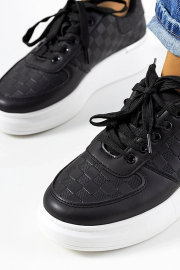 Schwarze Plateau-Schuhe,...