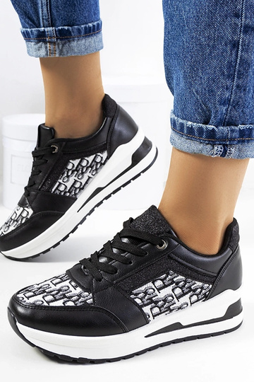 Schwarze Sportschuhe Sneaker mit dicker Sohle und Schnürsenkeln Aloisia