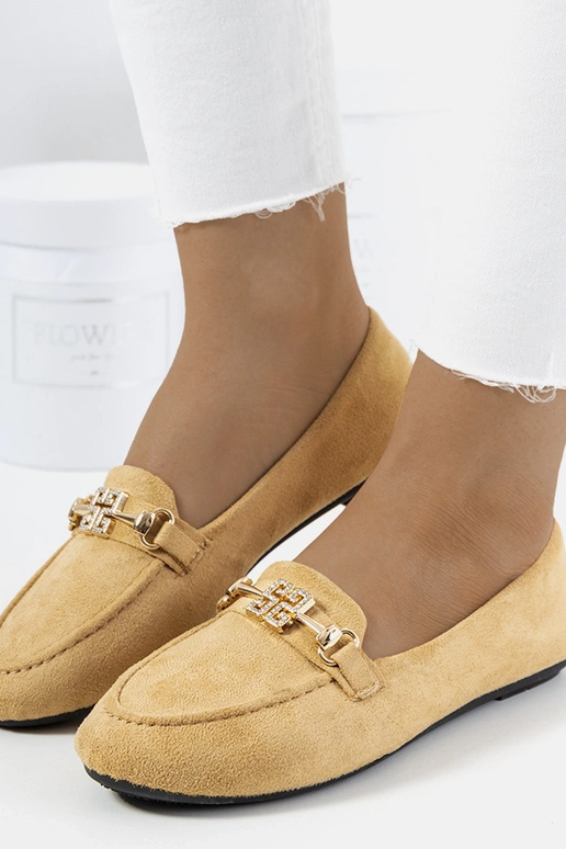 Beigefarbene Mokassins mit...