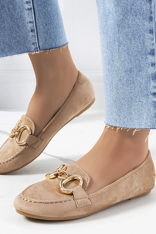 Beige Mokassins mit Castor-Schnalle Beige Mokassins mit Castor-Schnalle