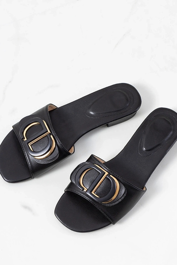 Schwarze Slipper auf flachem Absatz, „Cammeray" 2