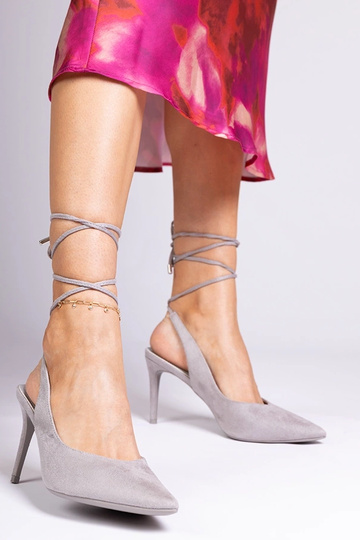 Graue Pumps mit offener... 2