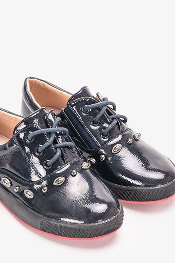 Fatna Kinder-Sneaker aus marineblauem Lackleder 2