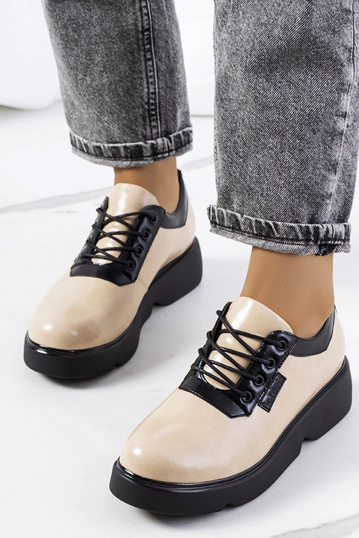 Beige Halbschuhe, „Parram" Beige Halbschuhe, „Parram"