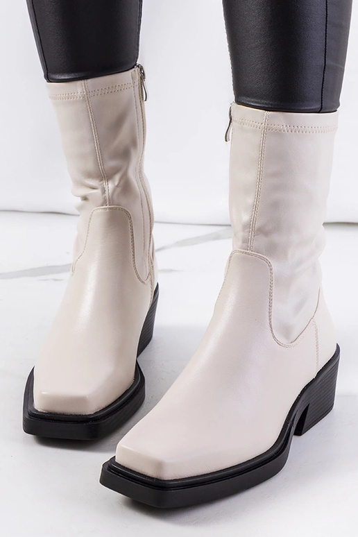 Beige Stiefeletten mit hohem Absatz...