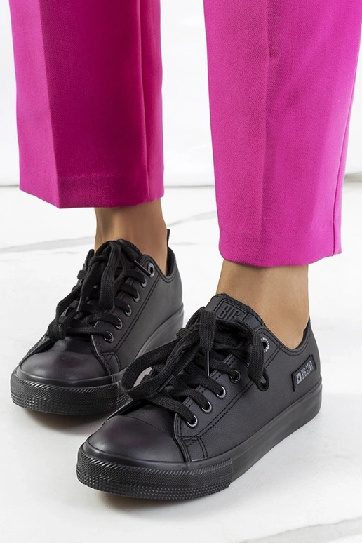 Schwarze Big Star-Sneakers KK274011