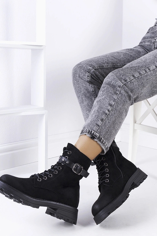 Schwarze Damen-Schnürstiefeletten...