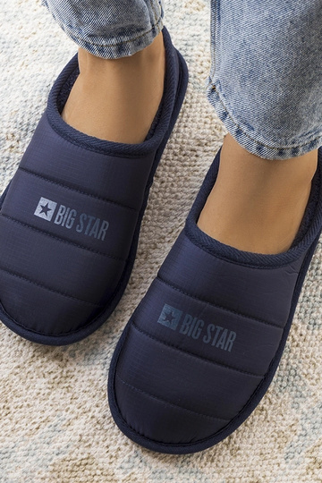 Marineblaue isolierte...