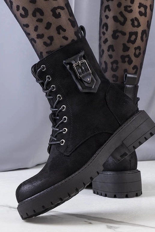 Judys schwarze Stiefel