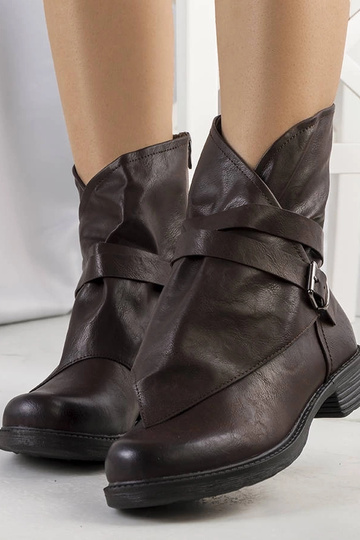 Braune Soren-Stiefel