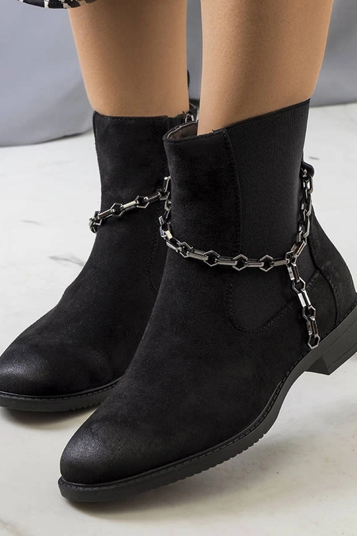 Schwarze Stiefel mit Kette, „Lesme"