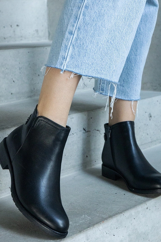 Schwarze isolierte Stiefeletten „Baida“