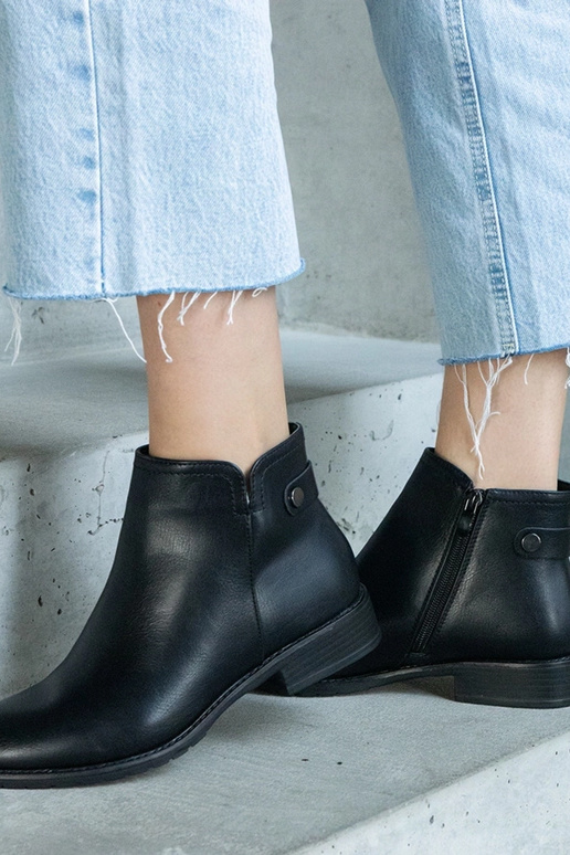 Schwarze isolierte Stiefeletten „Baida“