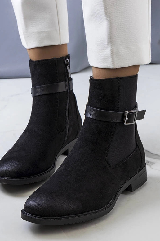 Schwarze Winterstiefel, „Tasso"