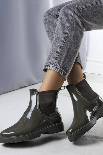 Grüne Gummistiefel, „Kemi" 2