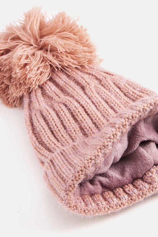 Karloti – Rosa Bommelmütze