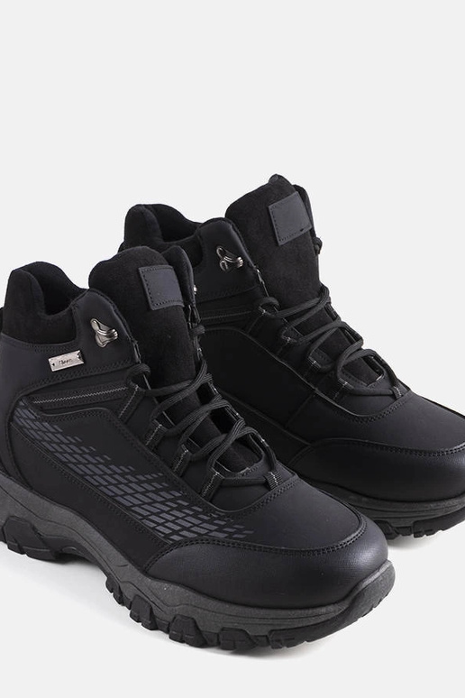 Schwarze isolierte Jaxx-Stiefel