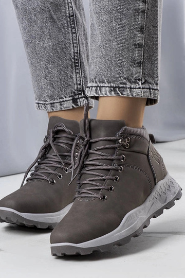 Adleri graue isolierte Damenstiefel