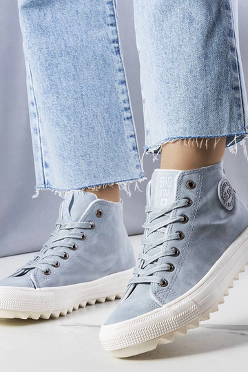 Blaue isolierte Sneakers...