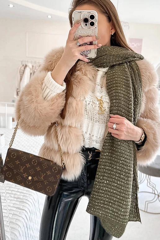 Khalil – Grüner Schal mit Punkten Khalil – Grüner Schal mit Punkten