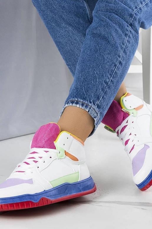 Elizabeths farbenfrohe High-Top-Sneaker