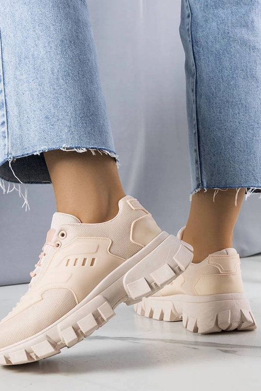 Pinke Sneaker mit massiver Inez-Sohle