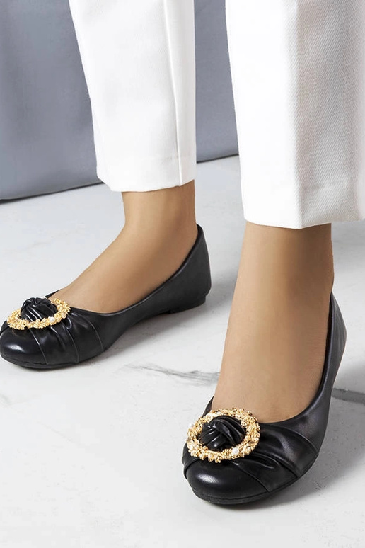 Schwarze Ballerinas mit... Schwarze Ballerinas mit...