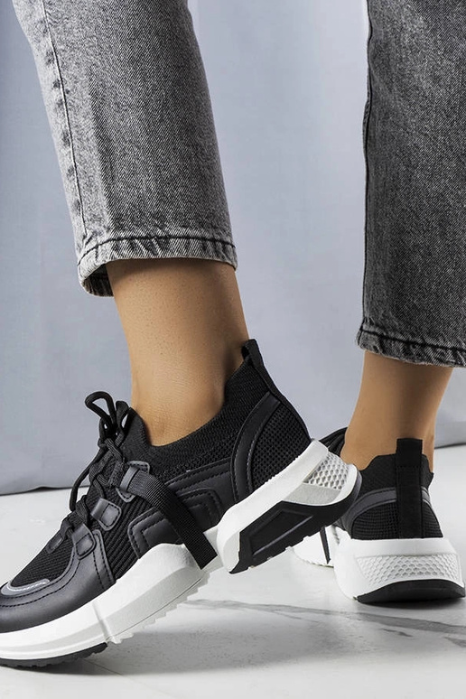 Schwarze Socken-Sneakers „Peggy“