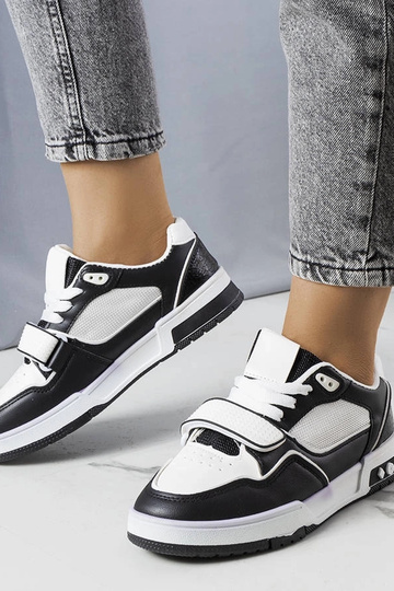 Ollie Damen Sneaker in schwarz