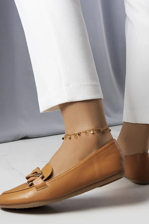 Mamie – Braune Loafer mit Kettendetail Mamie – Braune Loafer mit Kettendetail