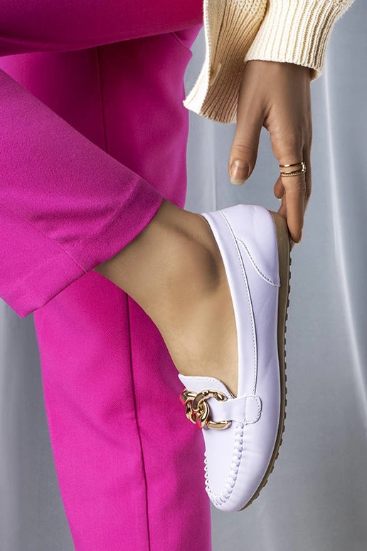 Lila Loafer mit Kette Norma Lila Loafer mit Kette Norma