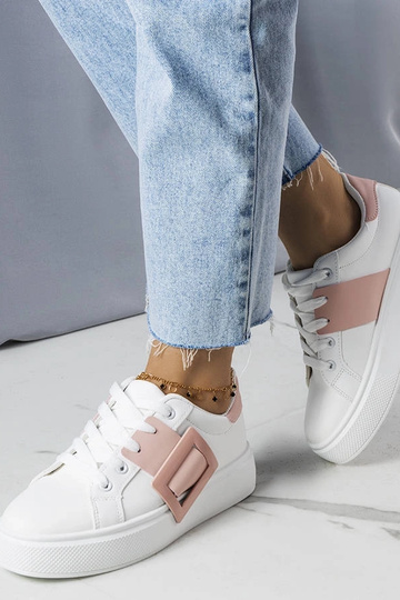 Weiße Sneaker verziert mit einer rosa Toni-Schnalle