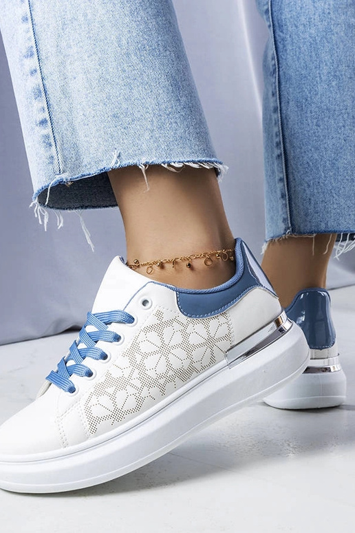 Erins weiß-blaue perforierte Schuhe