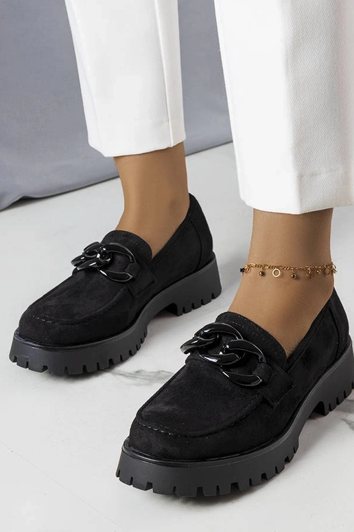 Schwarze Lords mit Arpin-Kette verziert Schwarze Lords mit Arpin-Kette verziert