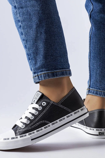 Schwarze durchbrochene... 2