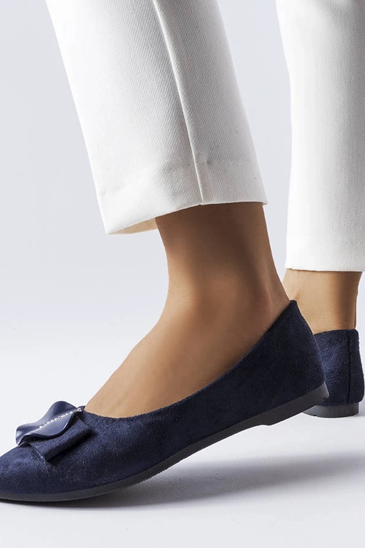 Marineblaue Ballerinas verziert mit...