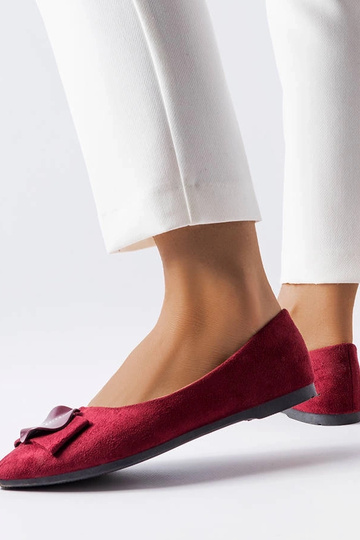 Burgunderrote Ballerinas... 2