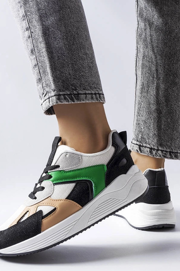 Schwarze Sportschuhe aus verschiedenen Materialien, „Riel" 2