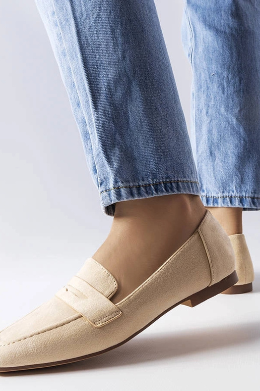 Sandfarbene Kunstvelours-Balletschuhe... Sandfarbene Kunstvelours-Balletschuhe...