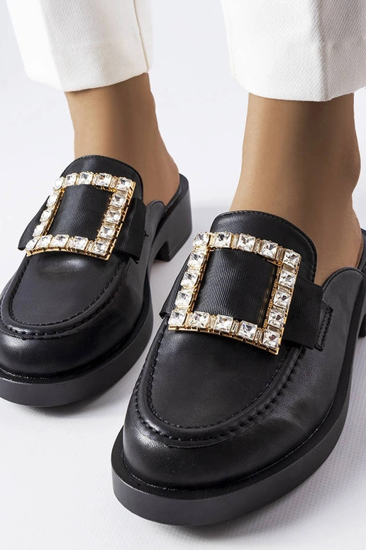 Schwarze Flip-Flops mit geschlossener...