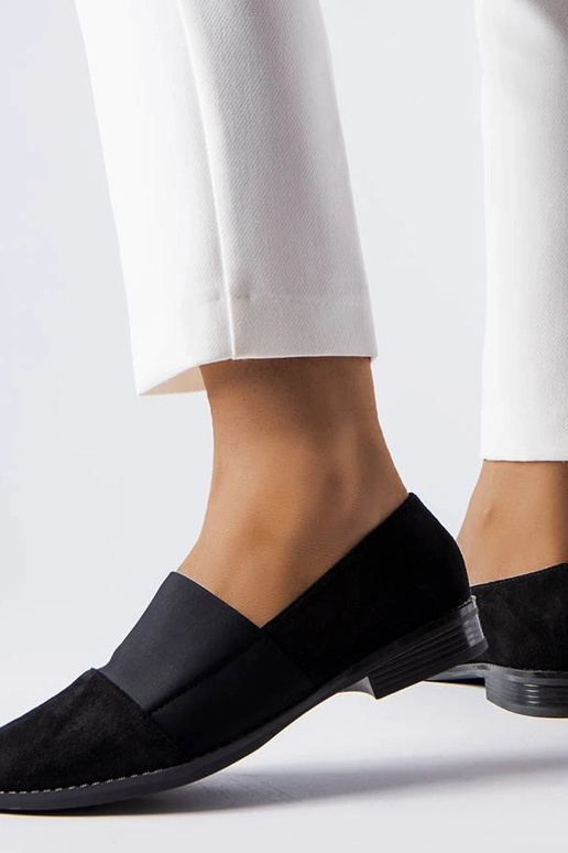 Schwarze flache Schuhe „Stoney“