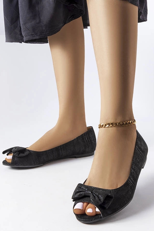 Schwarze Metallic-Ballerinas mit...