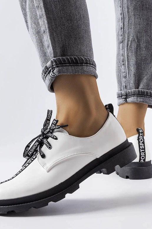 Weiße Stiefeletten mit...