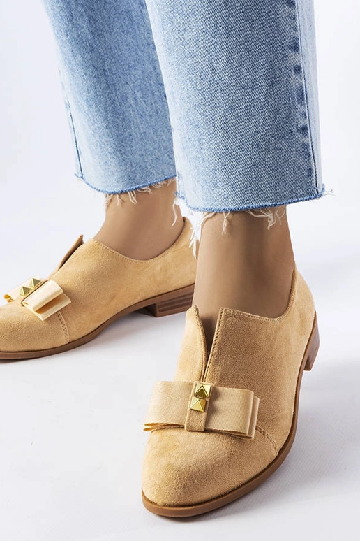 Beige Schuhe mit Schleife aus Pappel