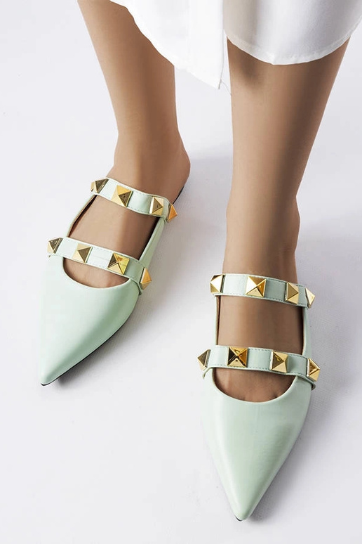 Grüne Flip-Flops mit spitzer Spitze... Grüne Flip-Flops mit spitzer Spitze...