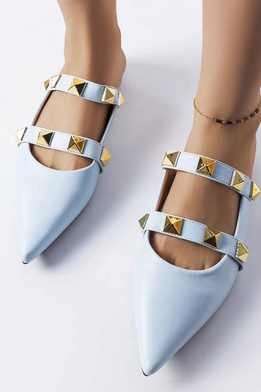 Blaue Pantoletten mit Nieten von Ruckman Blaue Pantoletten mit Nieten von Ruckman