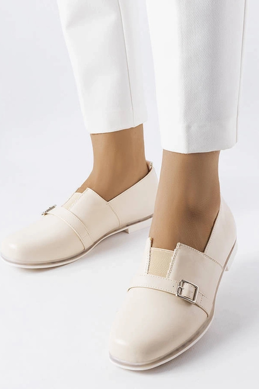Sandfarbene Halbschuhe mit... Sandfarbene Halbschuhe mit...